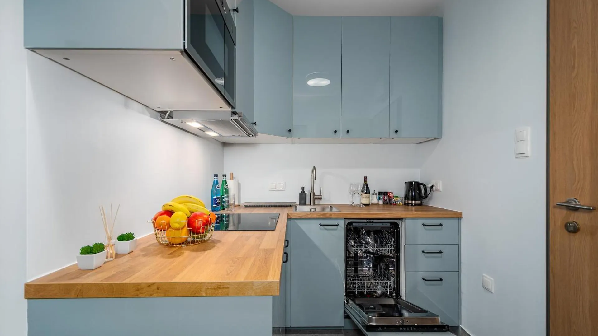Apartamenty Warszawa Kasprzaka Bliska Wola 0*, Warsaw